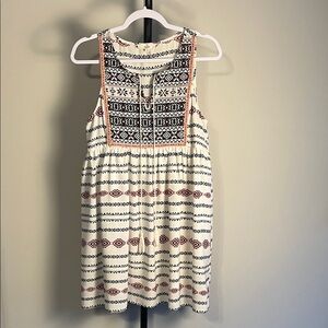 EUC Entro Dress Cream Mixed Aztec Patterned Sleeveless Mini Split Neck Small